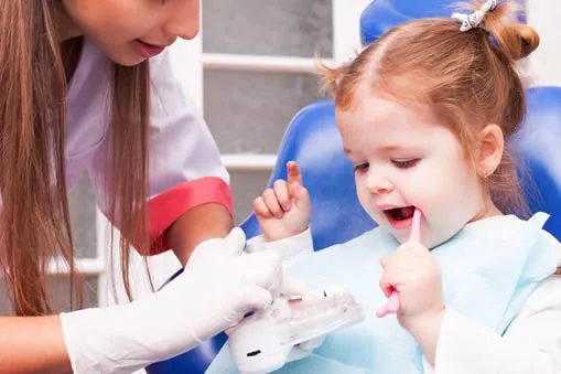 young child dental exam